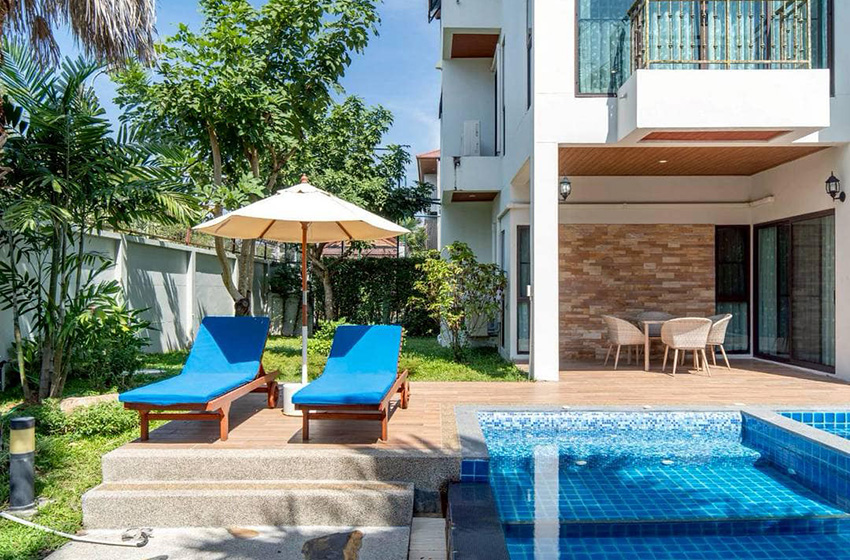 House with Private Pool in Rama 9 